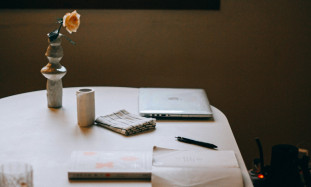 Elastīgs darba grafiks: kā tas var palielināt jūsu produktivitāti un uzlabot līdzsvaru starp darbu un personīgo dzīvi